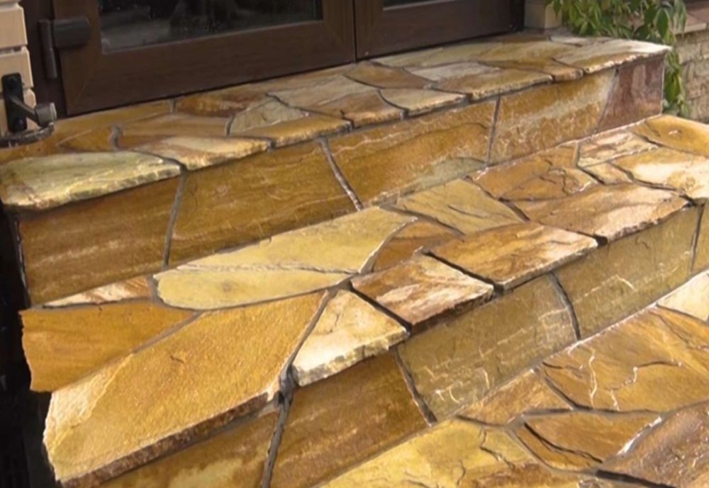 Плитняк златолит жёлтый золотистый для отмостки купить в Волоколамске