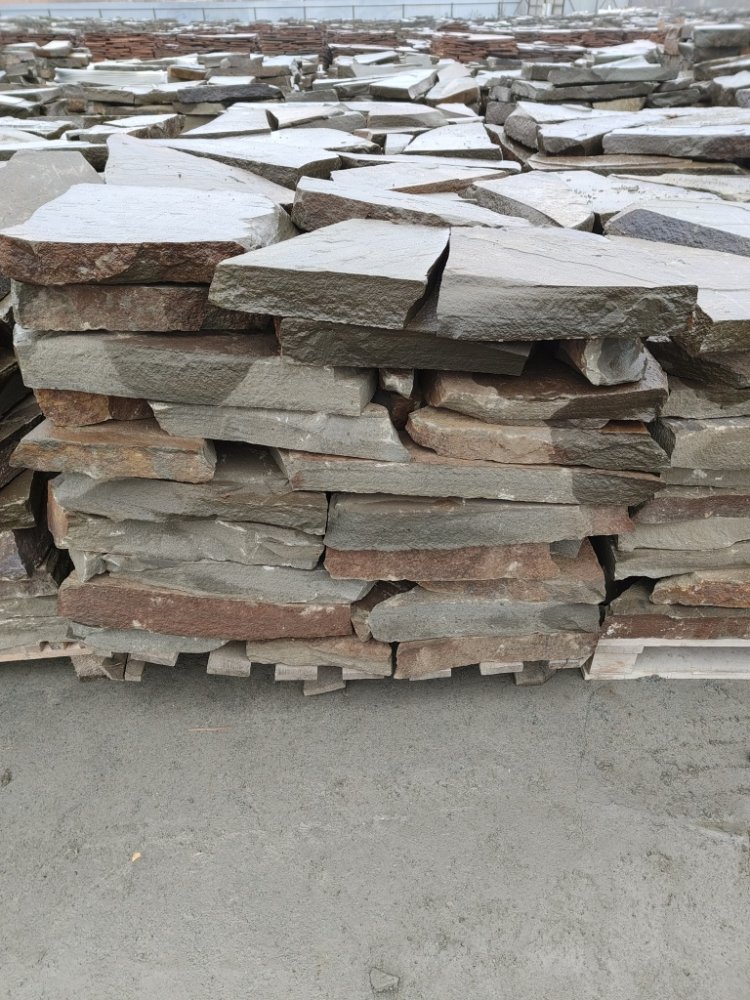 Плитняк песчаник серо-зелёный для мощения 60-65 мм купить в Волоколамске