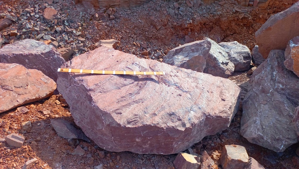 Лемезит валуны для ландшафтного дизайна