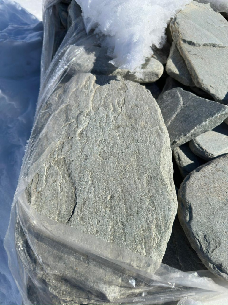 Плитняк златолит зелёный галтованный для цоколя купить в Волоколамске