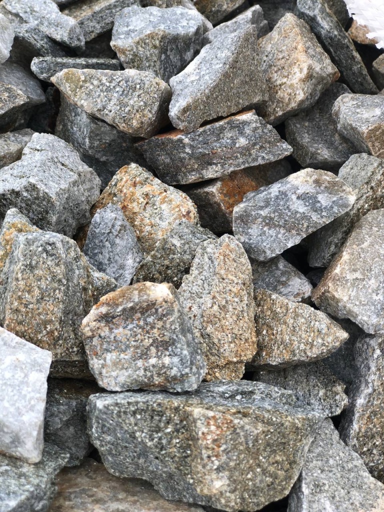 златолит декоративный щебень