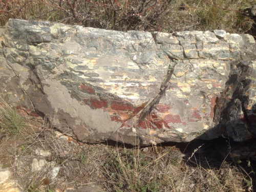 Гигантские зелёные валуны для ландшафтного дизайна весом более 5 тонн купить в Волоколамске