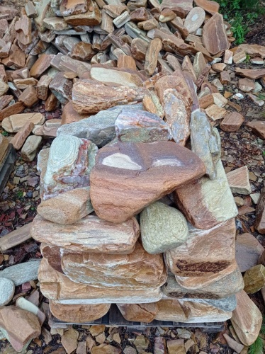 Златолит жёлтый, жёлто-зелёный глыбки и валуны для ланшафтного дизайна купить в Волоколамске