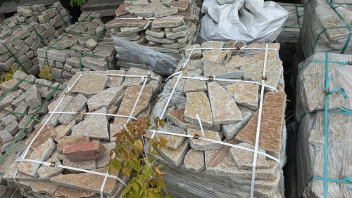 Гранитный плитняк галтованный для парковки купить в Волоколамске